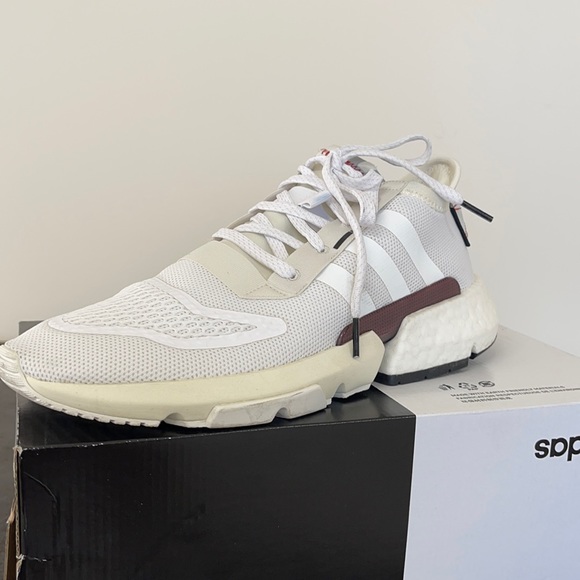 Cream pod- S3.1 - Picture 1 of 3